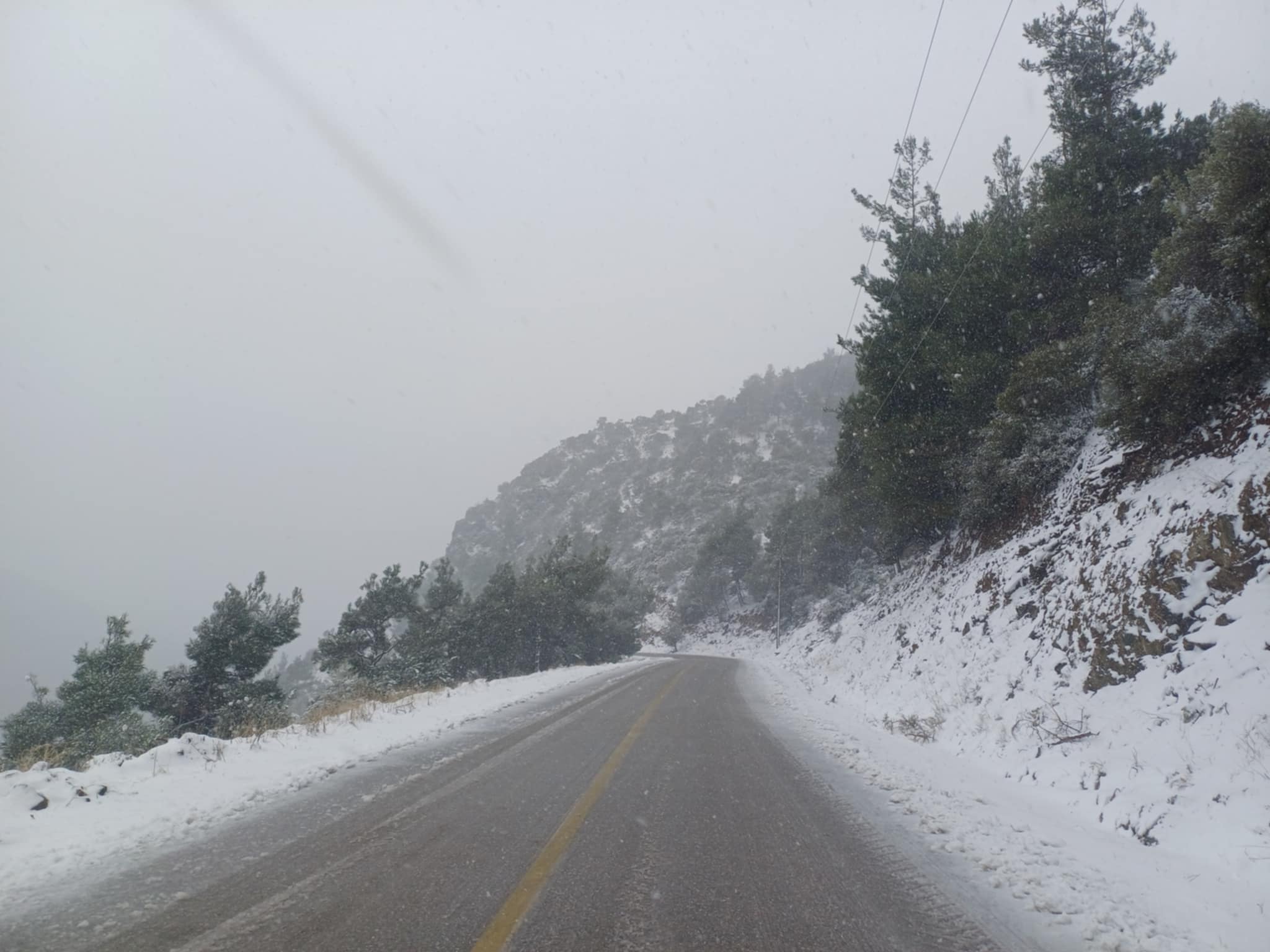 Ο Κίσσαβος χιονισμένος μέχρι τις παρυφές του Συκουρίου